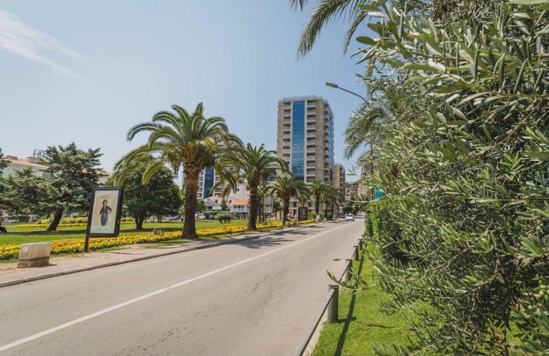 Blue Marlin Apartments Budva Exterior foto