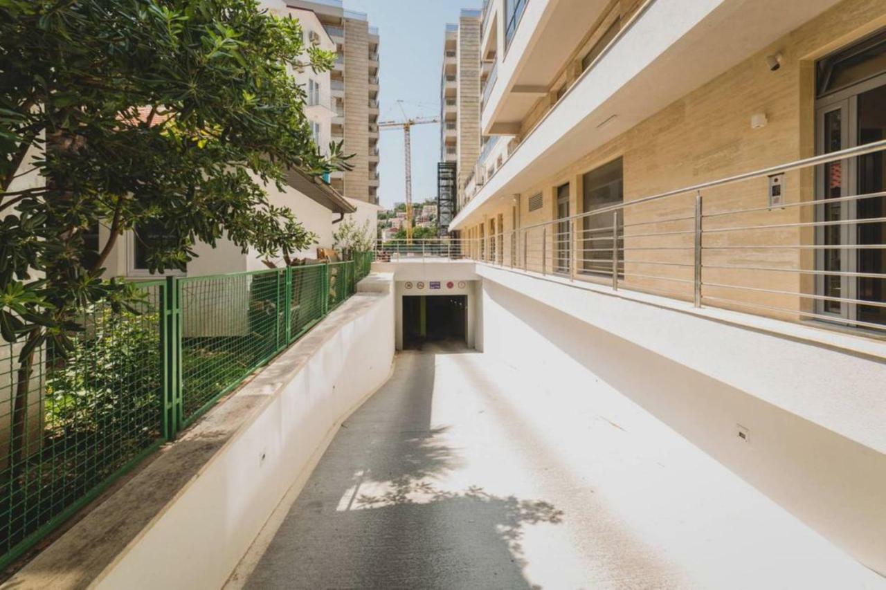 Blue Marlin Apartments Budva Exterior foto